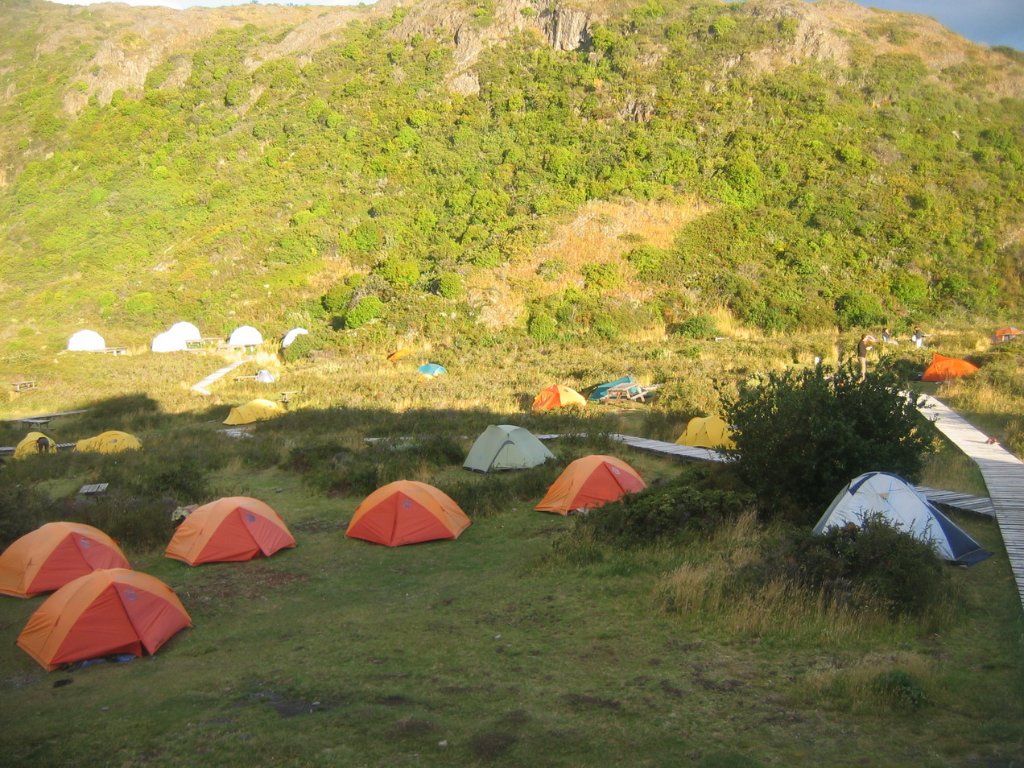 18-Tents at the Refugio las Torres.jpg - Tents at the Refugio las Torres